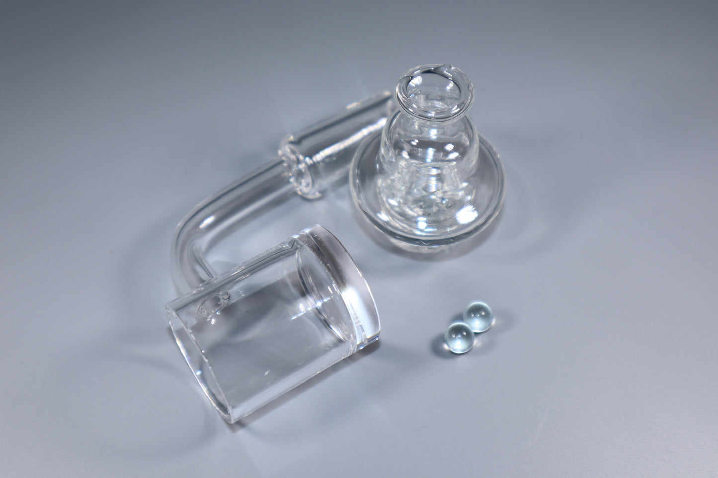 14MM Banger Nail with 2 Terp Pearls & Carb Cover